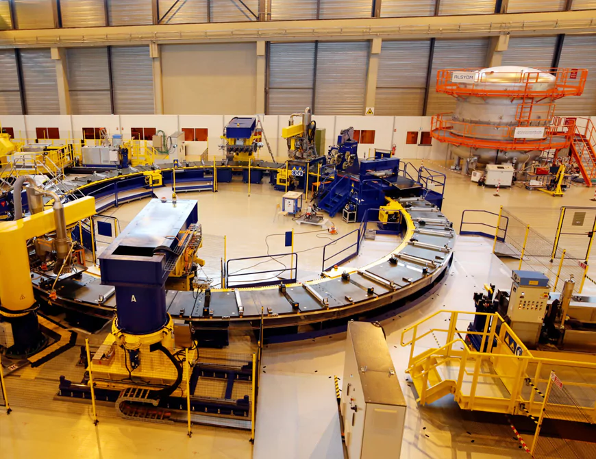Vacuum-Sealed Joint R&D for A State Nuclear Fusion Research Facility