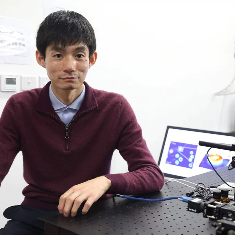 Dr. Zhao Min - Director de Soluciones Ópticas