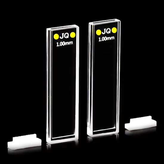 Cubeta de cuarzo estándar UV de 3,5 ml Fondo a nivel de cubeta con tapa