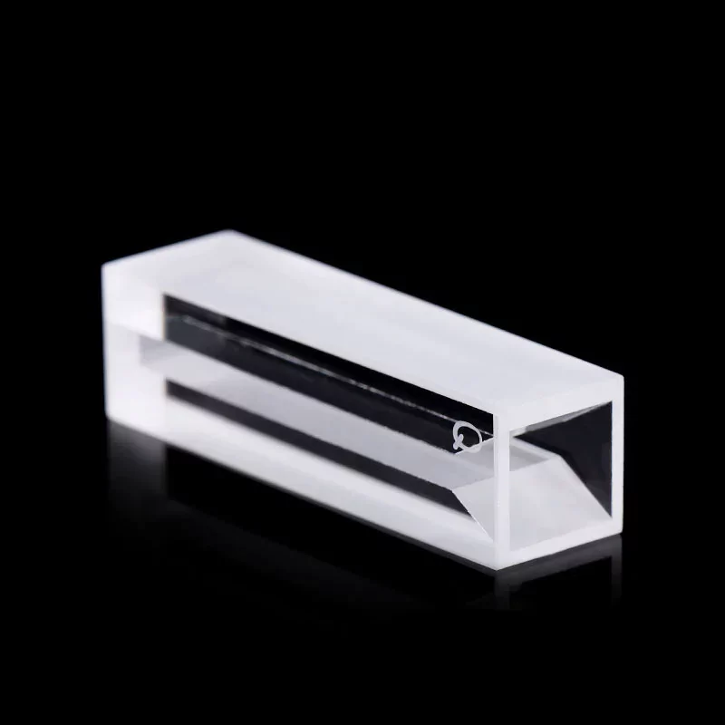 Fused Quartz Micro UV Cuvette with lid for DNA and protein analysis