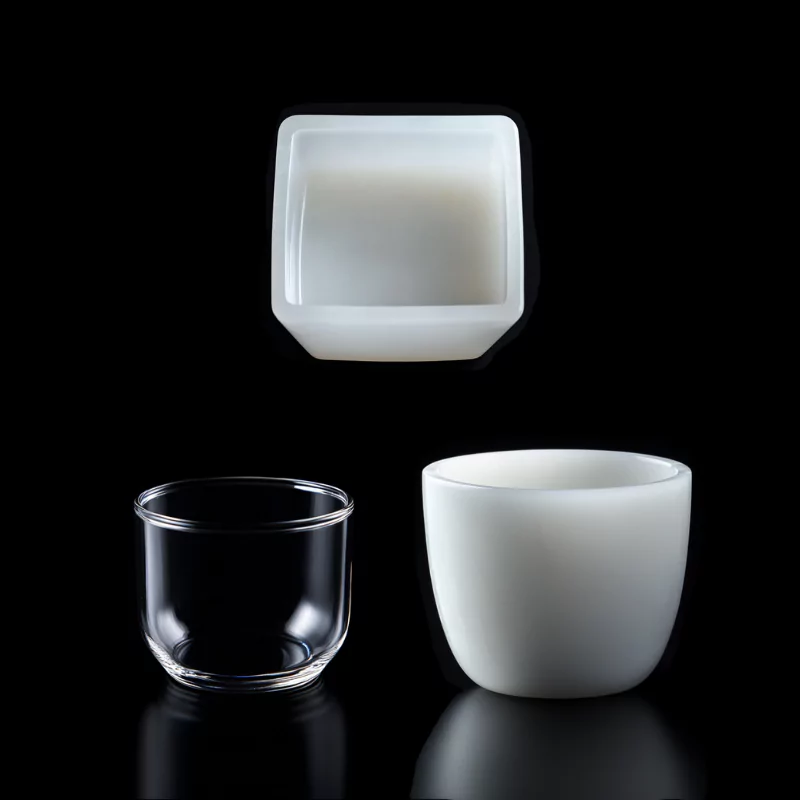 High-temperature quartz crucibles for material processing