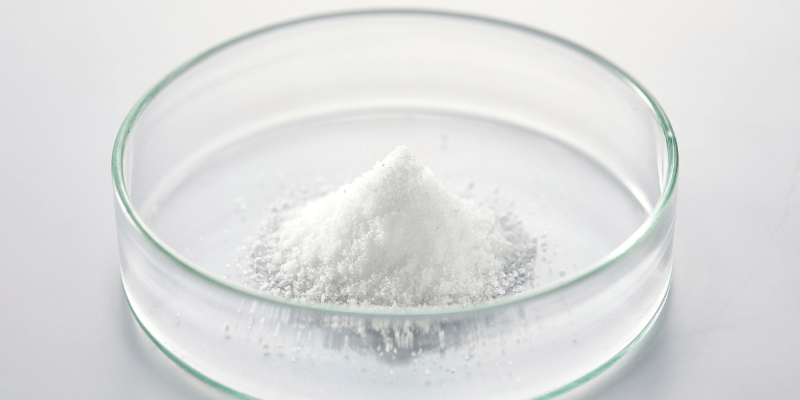 ¿Qué nivel de pureza de los tubos de cuarzo evita la contaminación en aplicaciones analíticas de trazas?