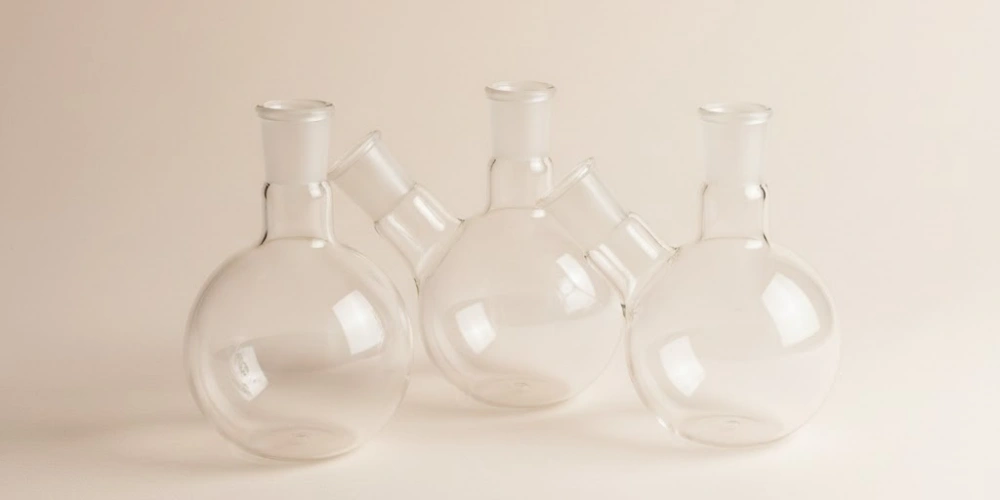 Precision Manufactured Quartz Round Bottom Flask for UV Photocatalysis and Quantum Yield Determination