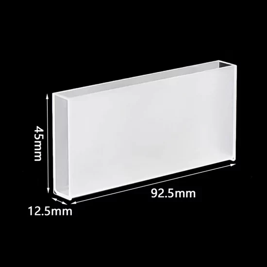 31,5ml Quarzküvette mit 2 optischen Fenstern ohne Deckel 31,5ml Quarzküvette mit 2 optischen Fenstern ohne Deckel