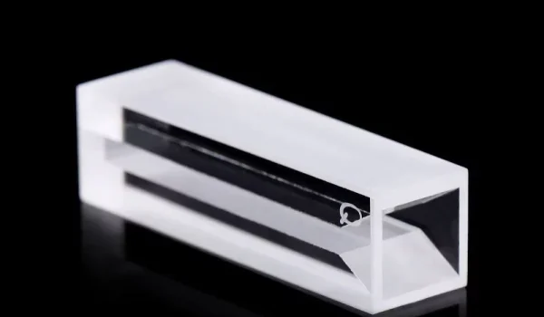 Fused Quartz Micro UV Cuvette with lid for DNA and protein analysis Fused Quartz Micro UV Cuvette with lid for DNA and protein analysis