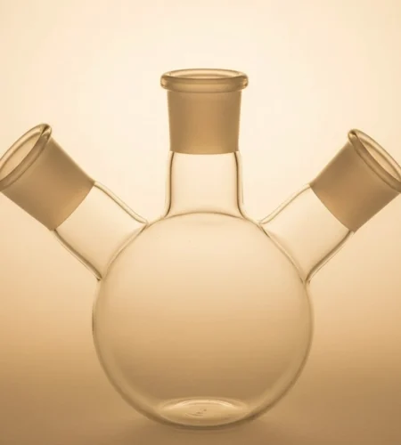 Fused quartz triple-necked flask with round bottom for high temperature reactions