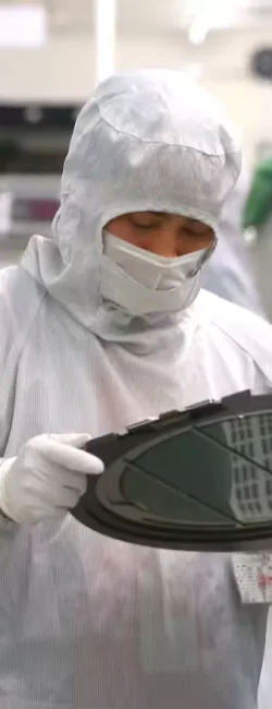 How Does Quartz Glass Enable Advanced Semiconductor Processes Essential guide to quartz glass applications in semiconductor manufacturing, covering lithography, etching, and process requirements for fab engineers.