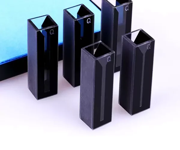 Stray-Light Suppressed Slanted Top Quartz Cuvette with Black Walls for Micro-Sample Testing Stray-Light Suppressed Slanted Top Quartz Cuvette with Black Walls for Micro-Sample Testing